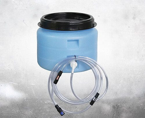 IBH fallvattentank 30 liter, komplett med avstängningsventil, flödesindikator och snabbkoppling med finfilter, 259721218