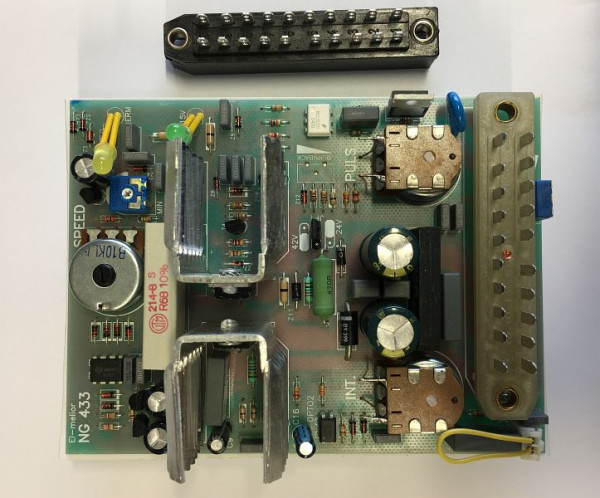 ELMAG Elektronik NG433 (efterträdare till WEL 4-3) för MIG MASTER/EXPERT/PROFI 2000 med 3 potentiometrar & central kontakt, 9104008