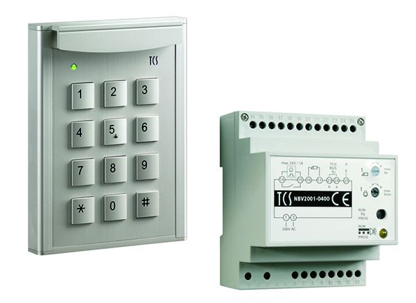 TCS dörrkontrollsystemkod: förpackning med kodlås codelock12 för upp till 10 numeriska koder, anodiserat silver, styrenhet BVS20, PZF5000-0010