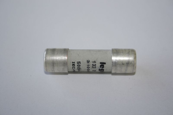 ELMAG säkring 'CERAMIC', 10x38 mm, 4 ampere för alla MKS-sågar 'CE', 9708362
