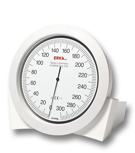 ERKA blodtrycksmätare bordsmodell (med manschettkorg bak) med manschett Vario, storlek: 27-35cm, 285.20481